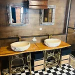 Buri's Seenlandhaus * ホイエルスヴェルダ