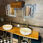 Buri's Seenlandhaus ホイエルスヴェルダ