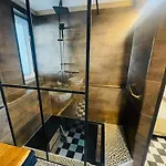 Buri's Seenlandhaus ホイエルスヴェルダ